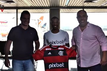 De La Cruz chega ao Rio para se apresentar ao Flamengo