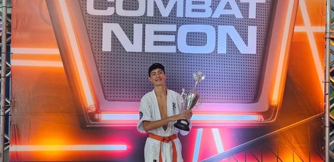 CHICOOH+, I’Mídia Painéis e a Fábrica de Imagens apoiam jovem promessa do karatê brasileiro que se prepara para desafios nacionais e internacionais